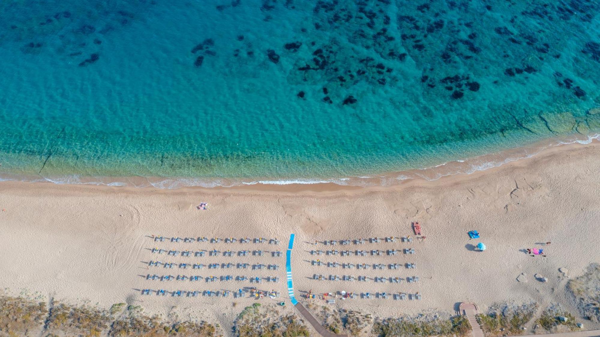 Camping Village Baia Blu La Tortuga Aglientu Eksteriør billede