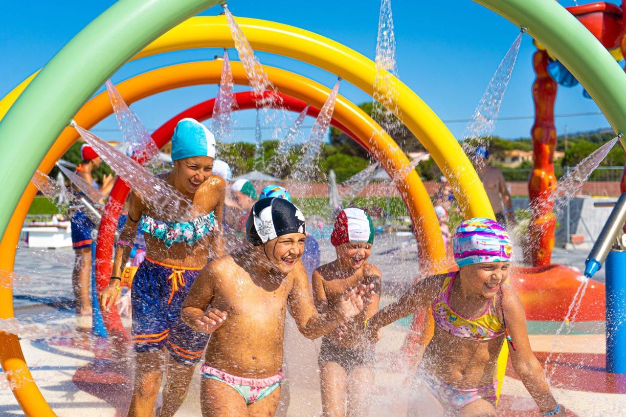 Camping Village Baia Blu La Tortuga Aglientu Eksteriør billede