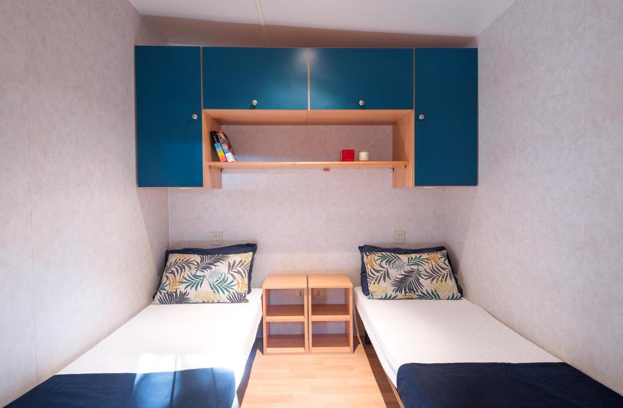 Camping Village Baia Blu La Tortuga Aglientu Eksteriør billede
